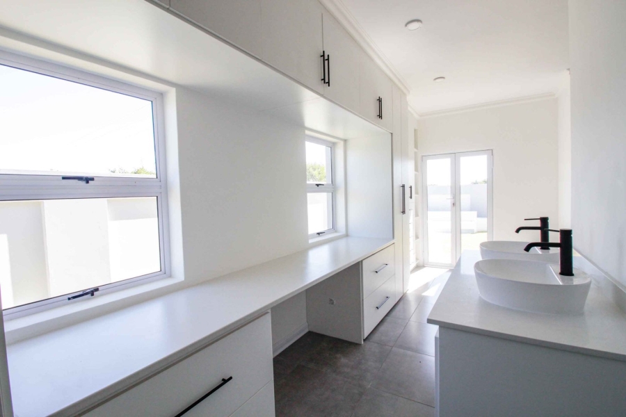3 Bedroom Property for Sale in Aston Bay Eastern Cape